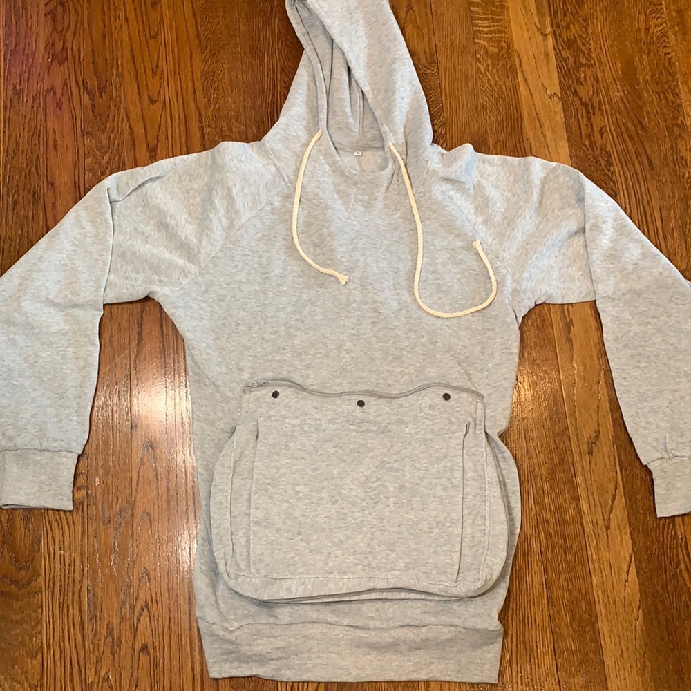 Pet carrier hoodie
